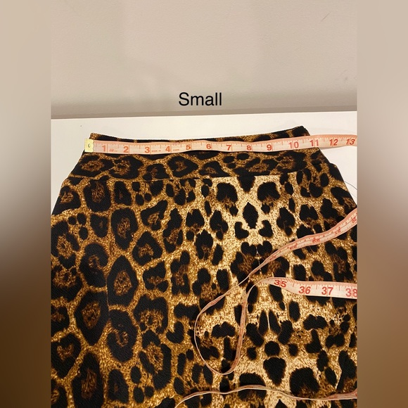 NWT Cheetah leopard Mini Skirt - Picture 5 of 13